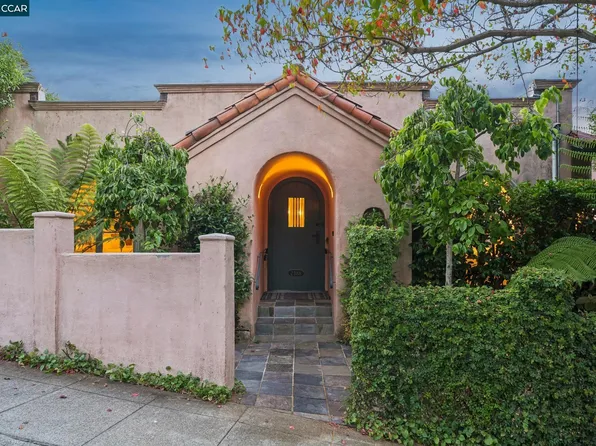 2388 Vine St, Berkeley, CA 94708