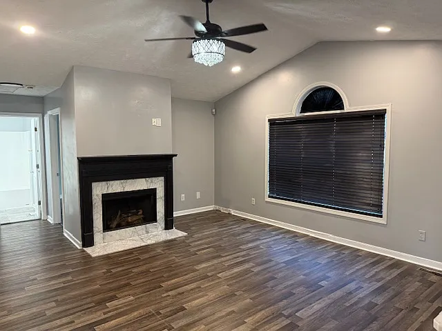 1575 Cedar Hl — Photo 14