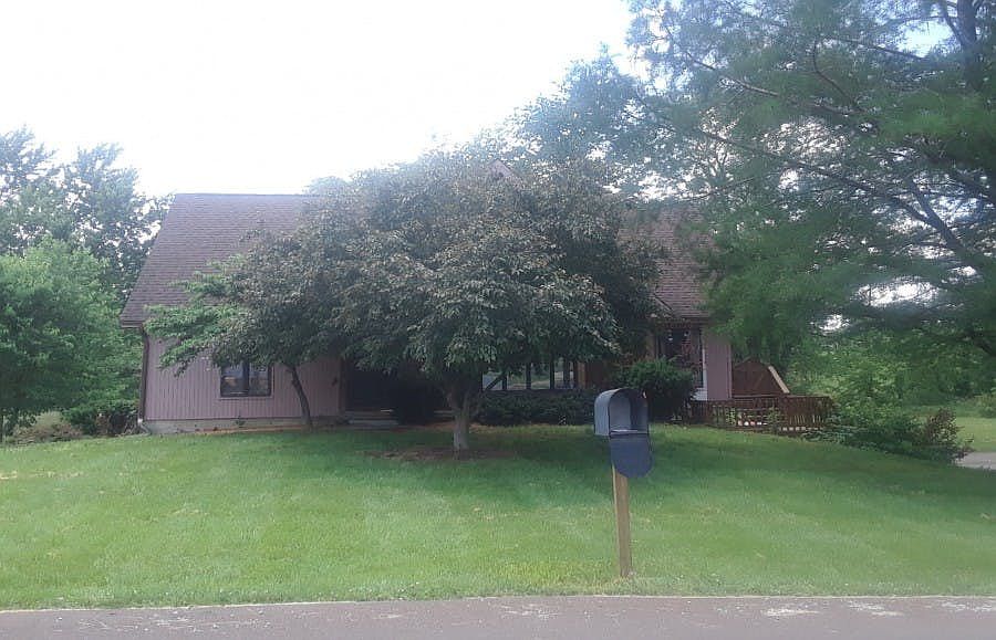 1st image of 510 E Concord Dr