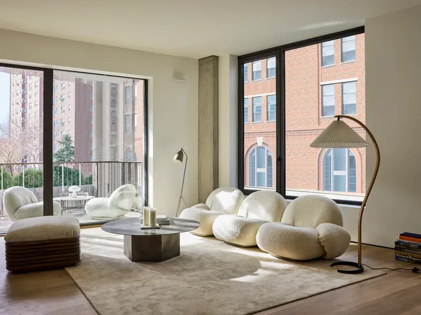 9 Chapel Street image 1 of 15