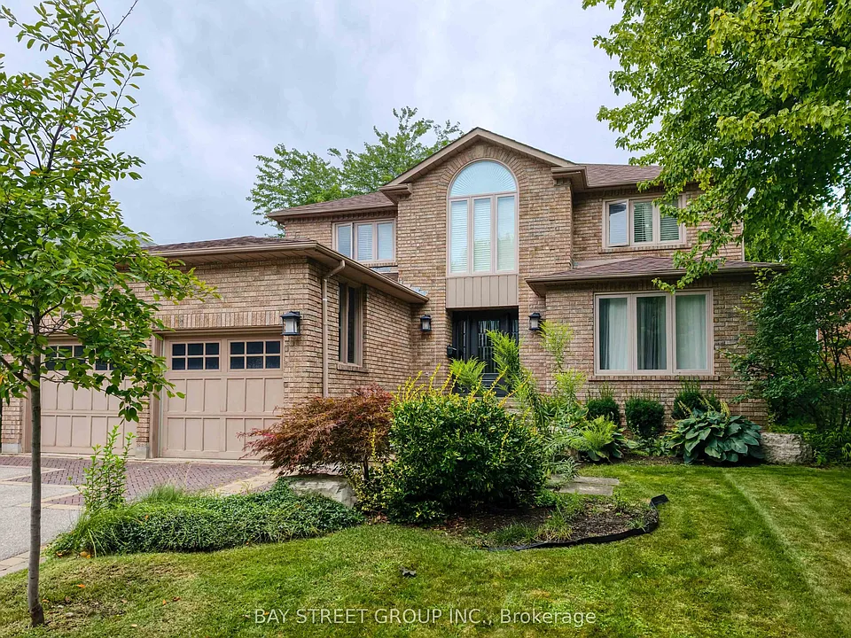 2191 Dunvegan Ave