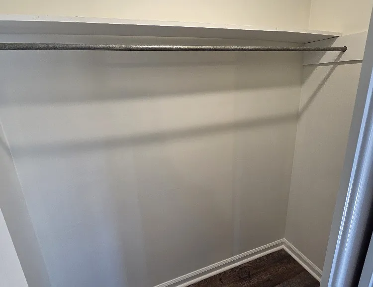 4 Woodrum Pl — Photo 17