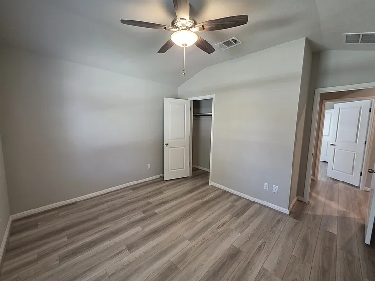 1609 Gerald Ln — Photo 29