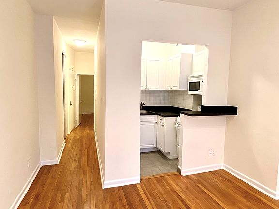 3rd image of 416 E 74th St APT 5b