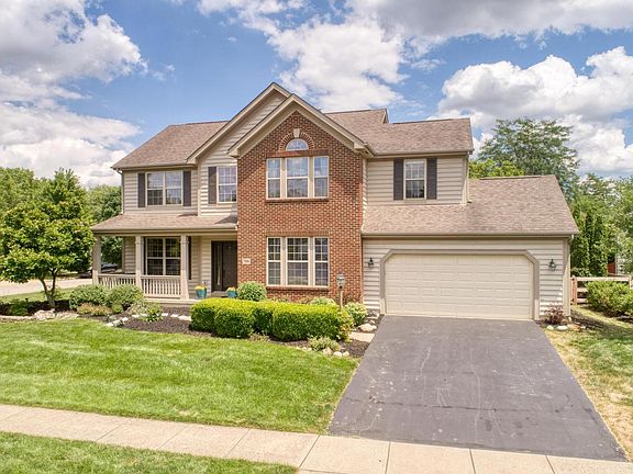 3rd image of 7886 Glenmore Dr