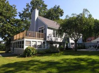 39 Russell Dr, North Kingstown, RI 02852