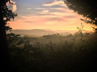 12 Crestview Ln APT 5, Lexington, VA 24450