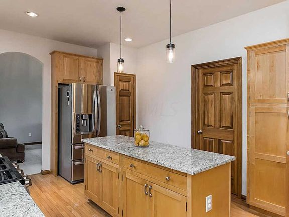 4th image of 5430 Fawnbrook Ln