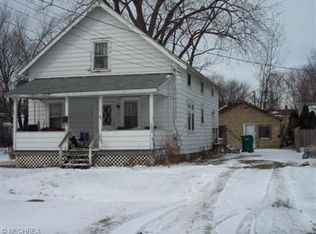 4054 Saint Clair St, Willoughby, OH 44094