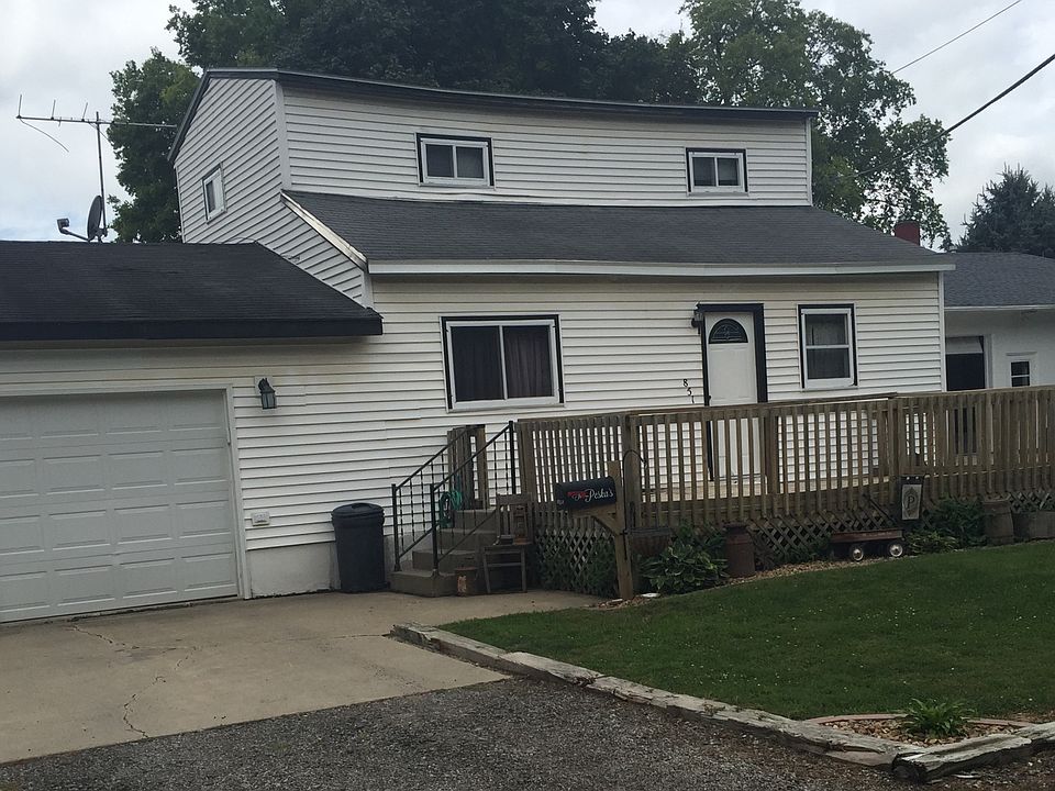 1st image of 851 Lincoln Ave