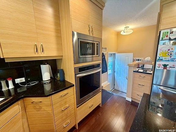 5th image of 3307/3309 Dawson CRESCENT