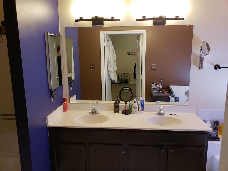 1st image of 20892 Derrydale Sq