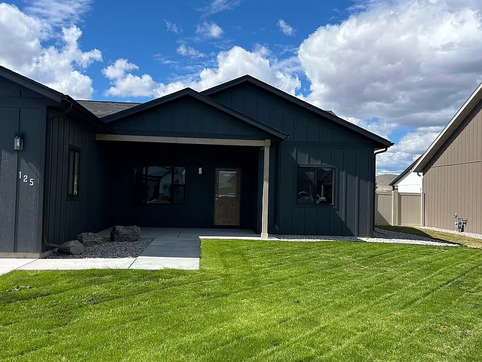 125 Thomas Way