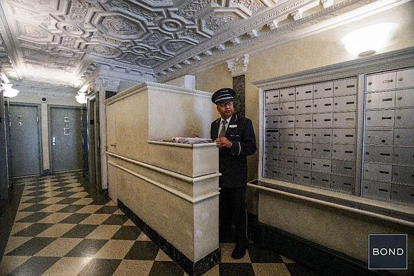 Rented by Bond New York | media 32