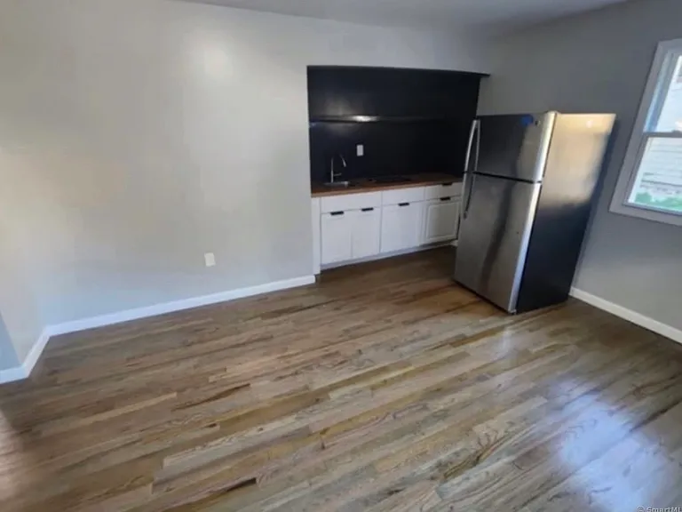 1600 Iranistan Ave #1 — Photo 1