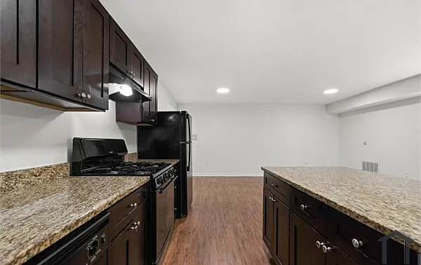 3900 Gwynn Oak Ave — Photo 4
