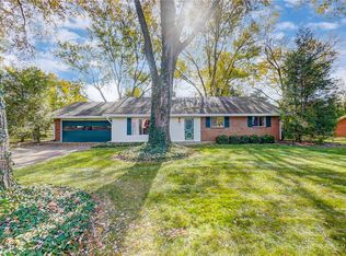 548 Deptford Ave, Dayton, OH 45429