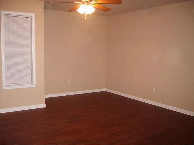 11200 Johnna Ln — Photo 4