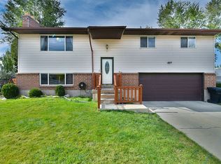 2075 N 800 W, West Bountiful, UT 84087