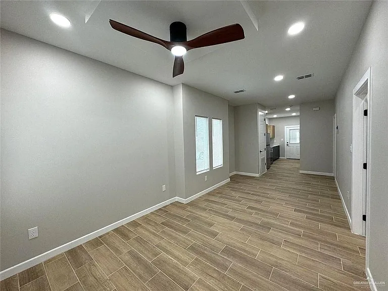 107 San Jose #3 — Photo 5