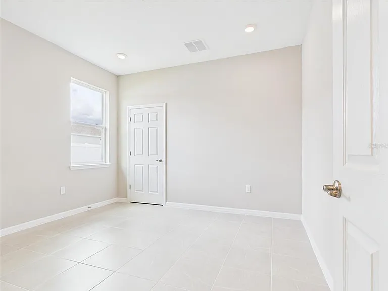 5717 SW 71st Ct — Photo 24