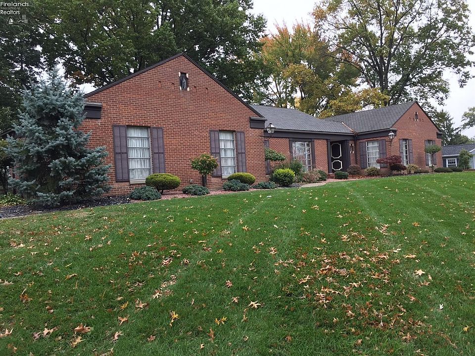 1st image of 105 Indian Ln