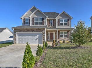 826 Hackney Rd, Johnson City, TN 37615