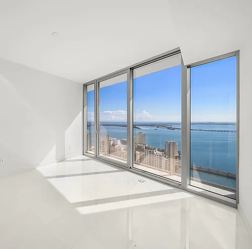 1100 Biscayne Blvd #111 Photo 1