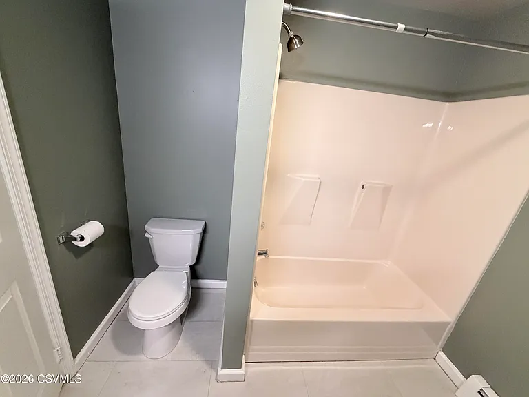 1232 Ferry St #101 — Photo 5