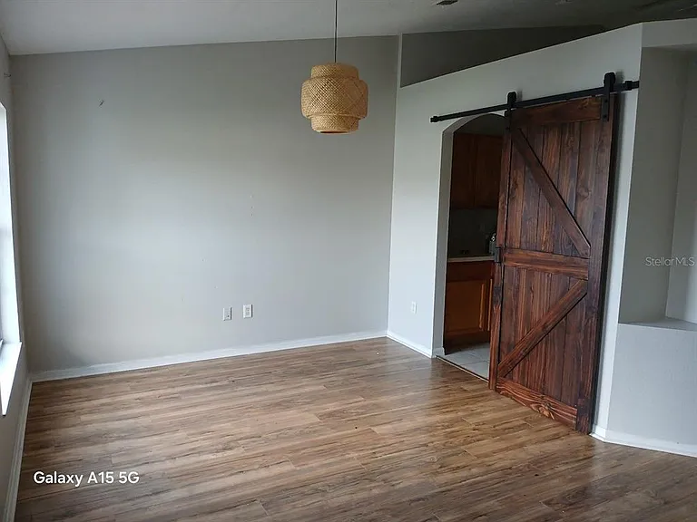 7500 Lullwater Ave — Photo 2