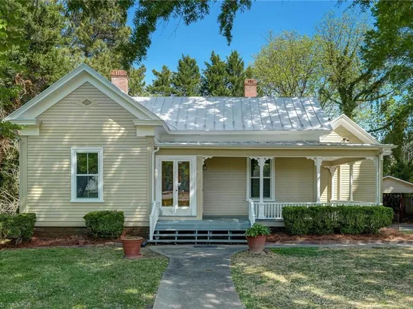 606 Lindsey St, Reidsville, NC 27320