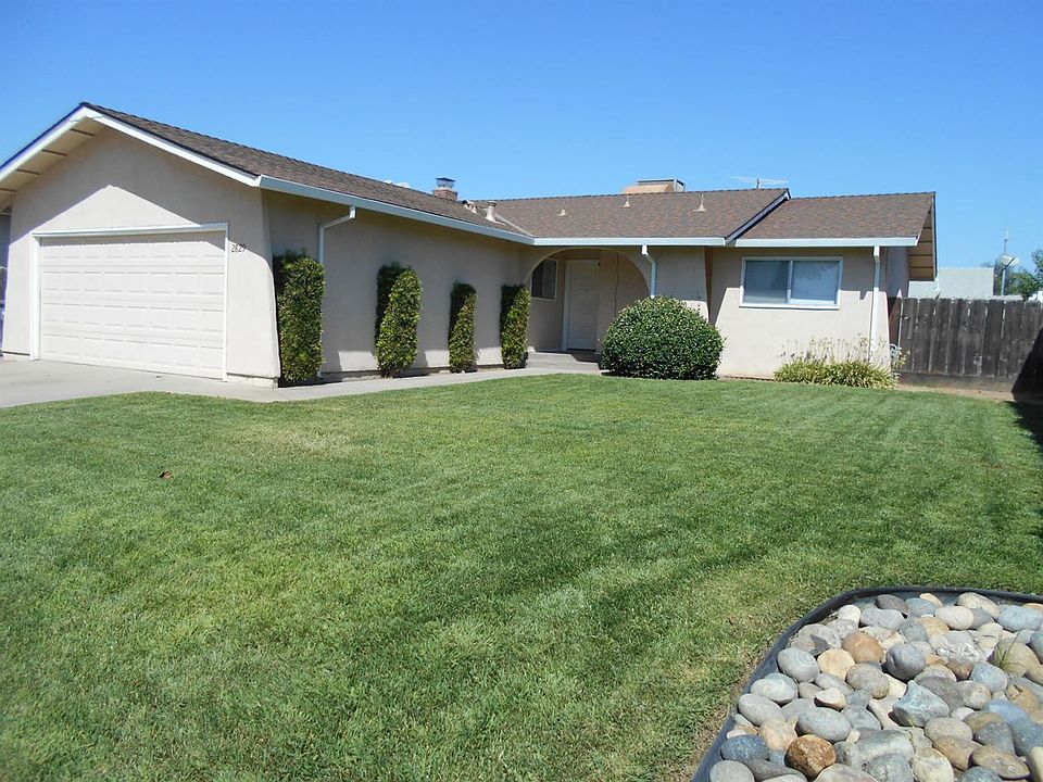 1st image of 2829 Cordoba Ct