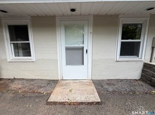 54 Monroe St #D-1, Branford, CT 06405