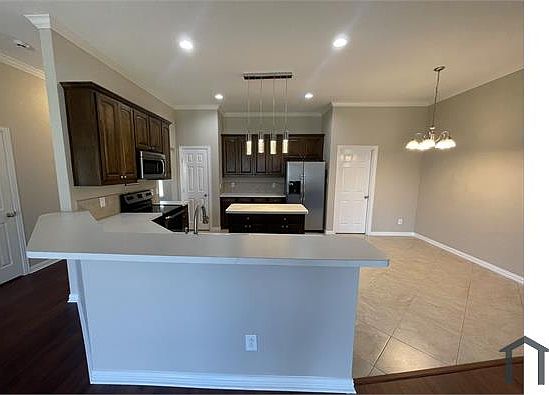5th image of 1919 Lennox Ln