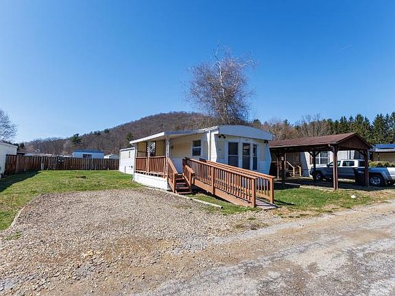 2nd image of 13 Frontier Dr