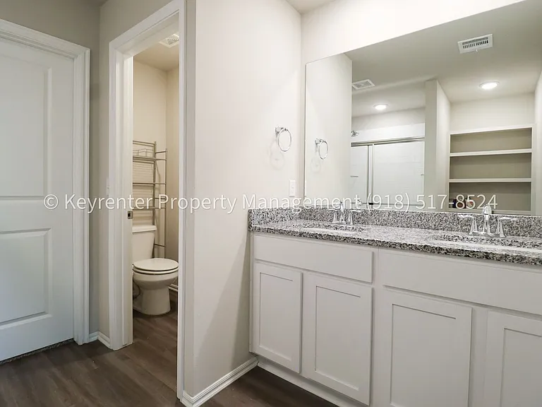 3313 N 23rd West Ave — Photo 33