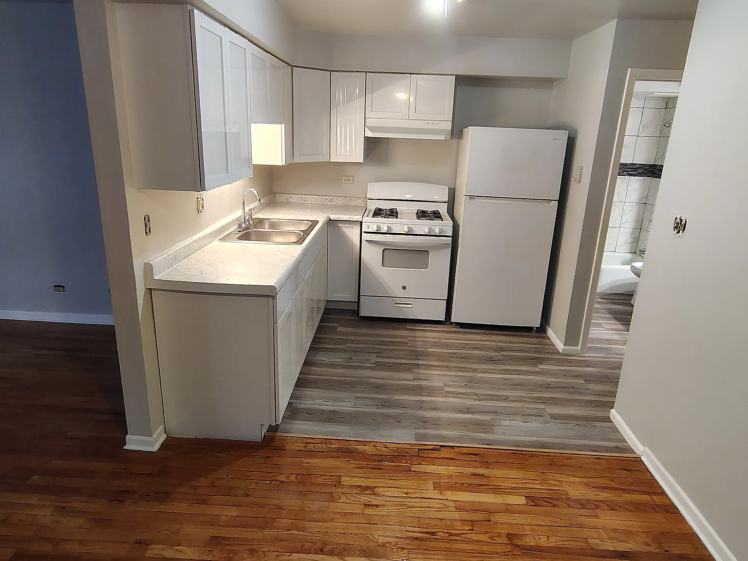 665 Jeffery Ave — Photo 3