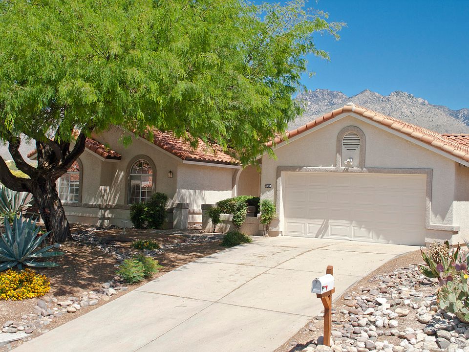 1st image of 4790 N Mayfair Cir