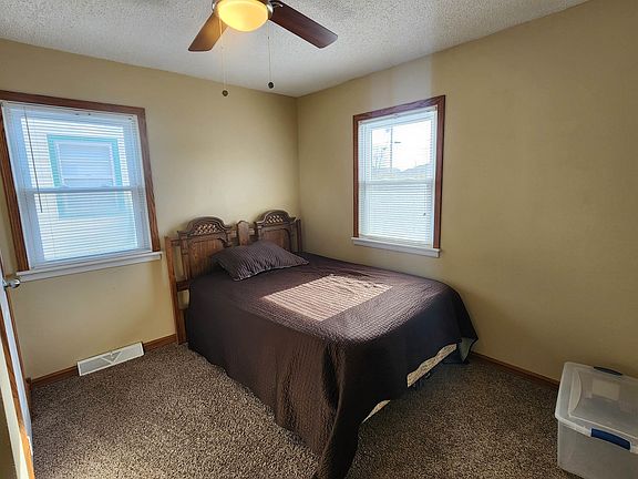 5th image of 508 E 15th St