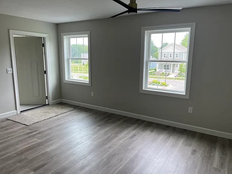 603 W Main St — Photo 5