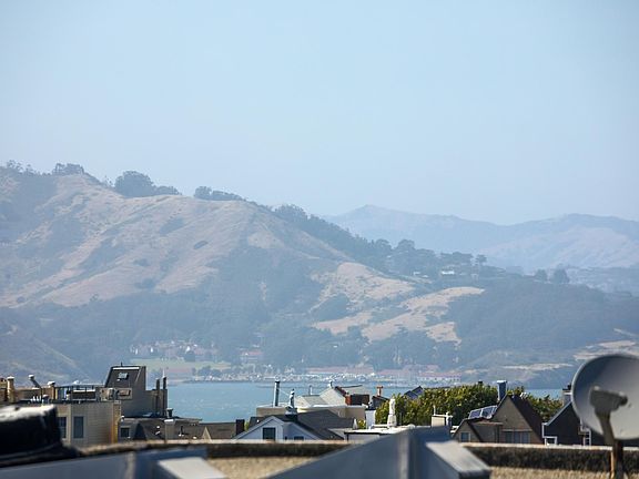 2nd image of 10 Lupine Ave APT 22