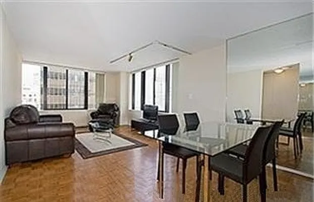 Rented by Renetta Real Estate | media 64