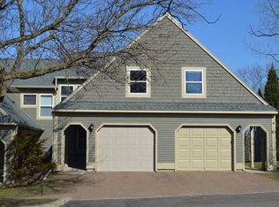 257 Redrock Dr, Burlington, VT 05401