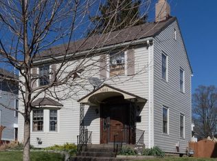 884 Brighton Blvd, Zanesville, OH 43701