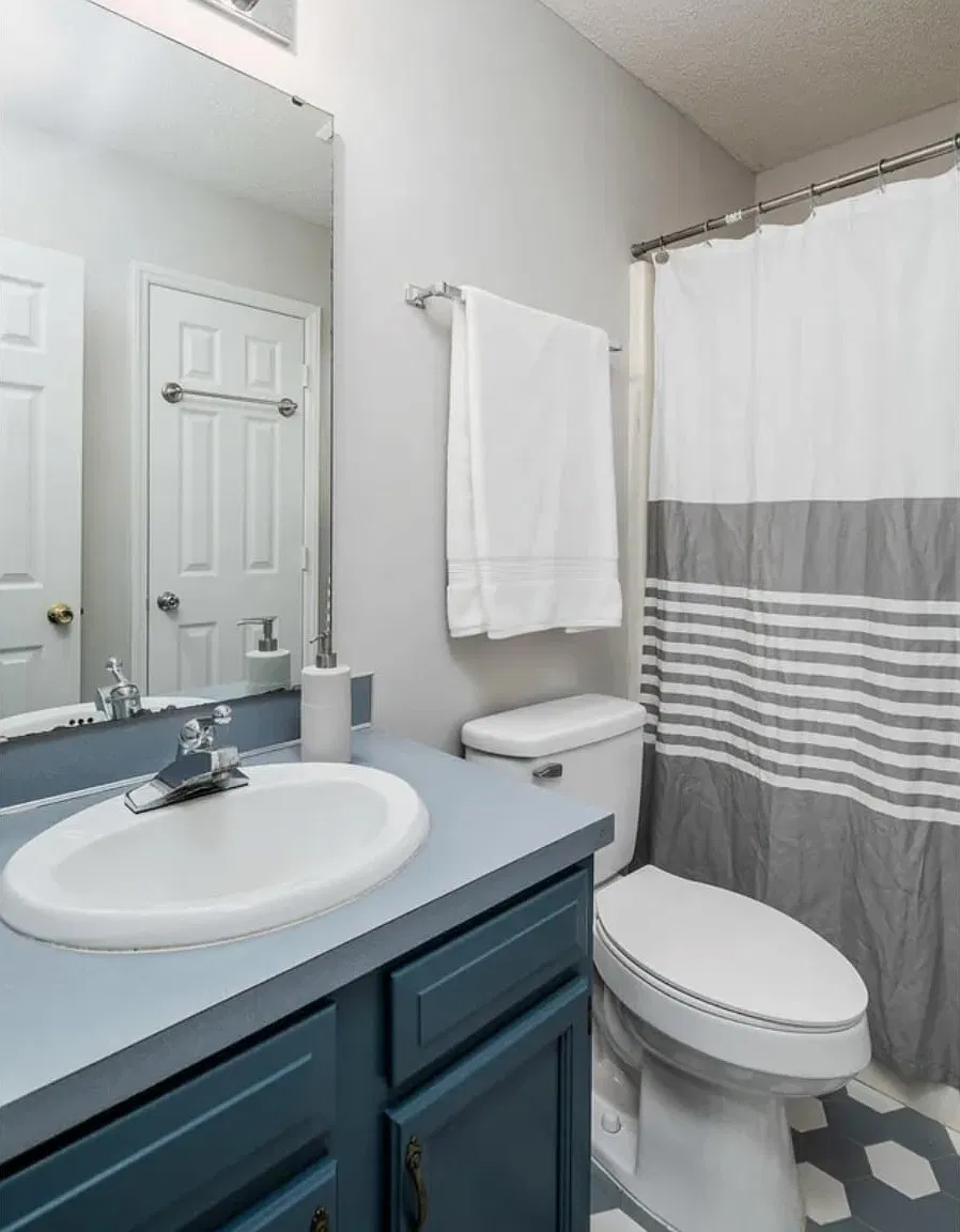2 bed, 1742 sqft, $1,350 — Photo 2