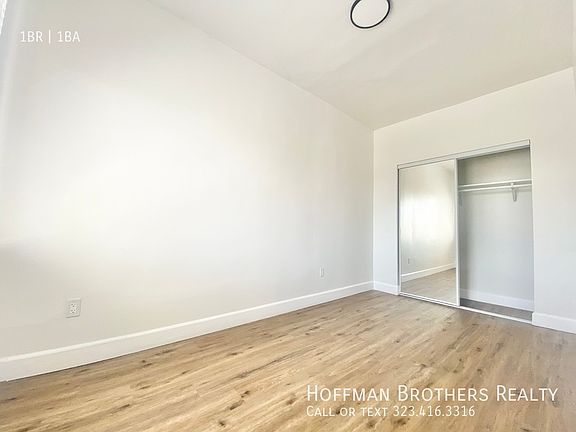 4th image of 262 S Mariposa Ave #100