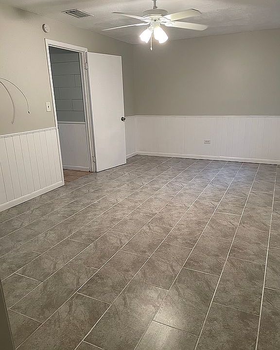 1st image of 951 James Ave