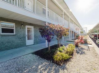 5287 81st St N APT 6, Saint Petersburg, FL 33709