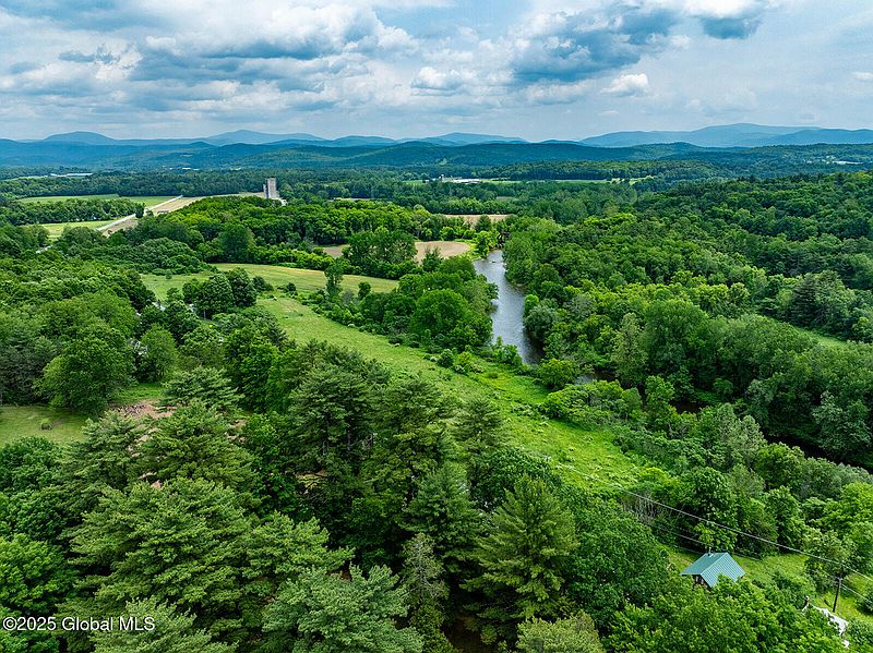4th image of 9 McDougal Lake Road