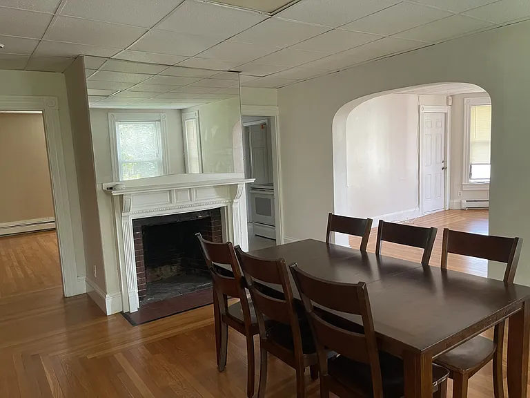 48 Grove St #2F — Photo 8